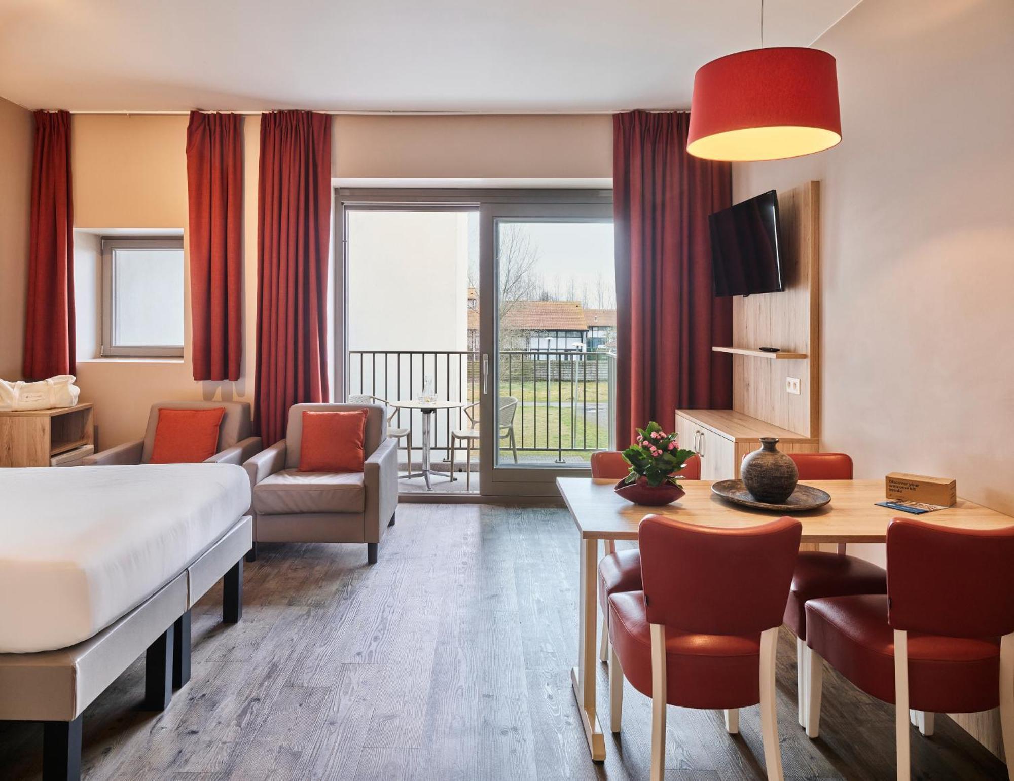 Holiday Suites Westende - Middelkerke Exterior photo